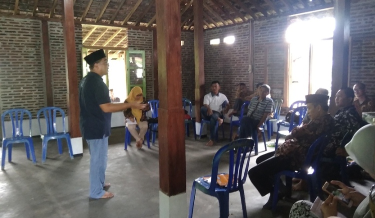 Sejumlah kades dan perangkat mengikuti pelatihan perencanaan pembangunan desa di Joglo Gatra Mandiri Desa Pamijen, Rabu-Kamis (8-9/1).