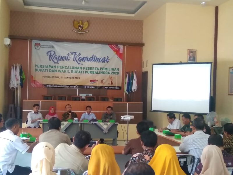 Rakor membahas Persiapan pencalonan peserta pemilihan Bupati dan Wakil Purbalingga 2020 di Aula KPU Kabupaten Purbalingga, Selasa (21/1).