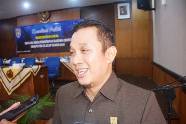 Wakil Ketua DPRD Cilacap Sindy Syakir. (Wagino)