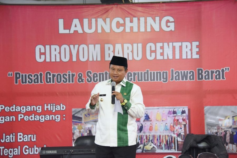 Wakil Gubernur Jabar Uu Ruzhanul Ulum menghadiri acara Launching Ciroyom Baru Centre (CBC) sebagai Pusat Grosir & Sentra Kerudung Jawa Barat, di CBC, Andir, Kota Bandung, Sabtu (7/3/20). (Foto: Humas Jabar)