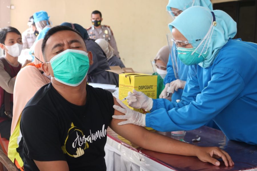 4.000 Warga Banjarnegara Ikuti Vaksinasi Massal
