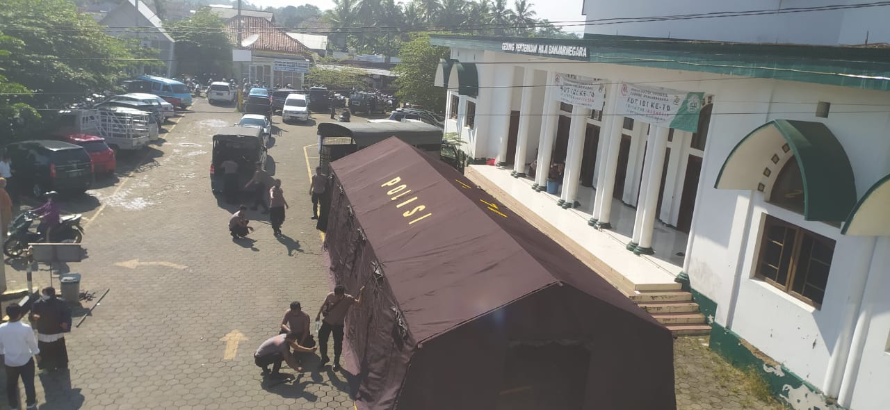 tenda darurat RSI Banjarnegara