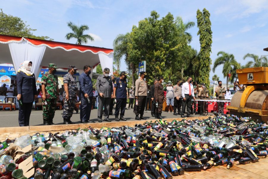 6.270 Botol Miras Miras dan Knalpot Brong Dimusnahkan